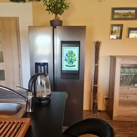 Mansion House, Your Private Paradise Near Prague فيلة