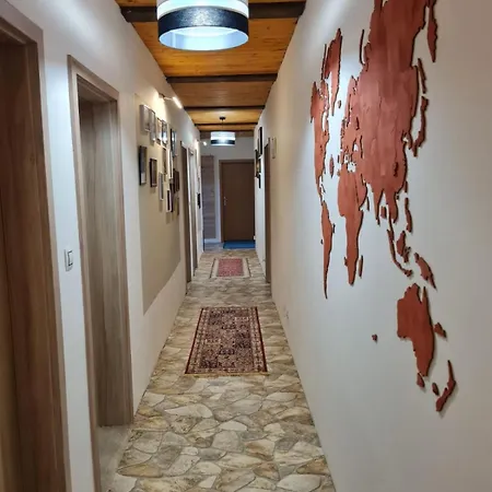 Mansion House, Your Private Paradise Near Prague فيلة *